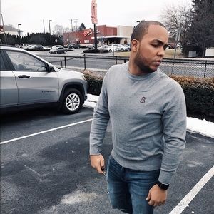 Psycho bunny sweater